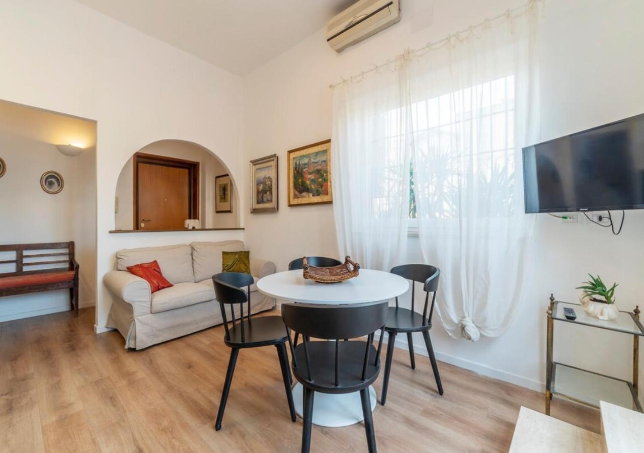 Elegant, With Private Terrace Next To The Vatican Rome Extérieur photo